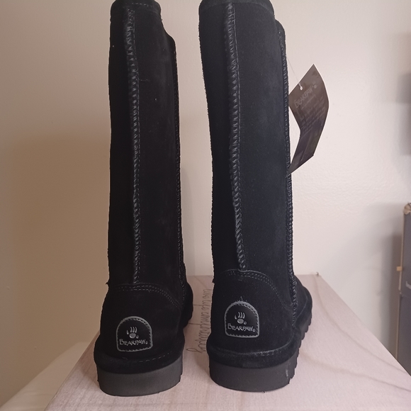 BearPaw Sheepskin Boots NWT - Picture 5 of 7